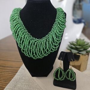 Green Glass Seed Bead Collar Necklace and Earrings Set